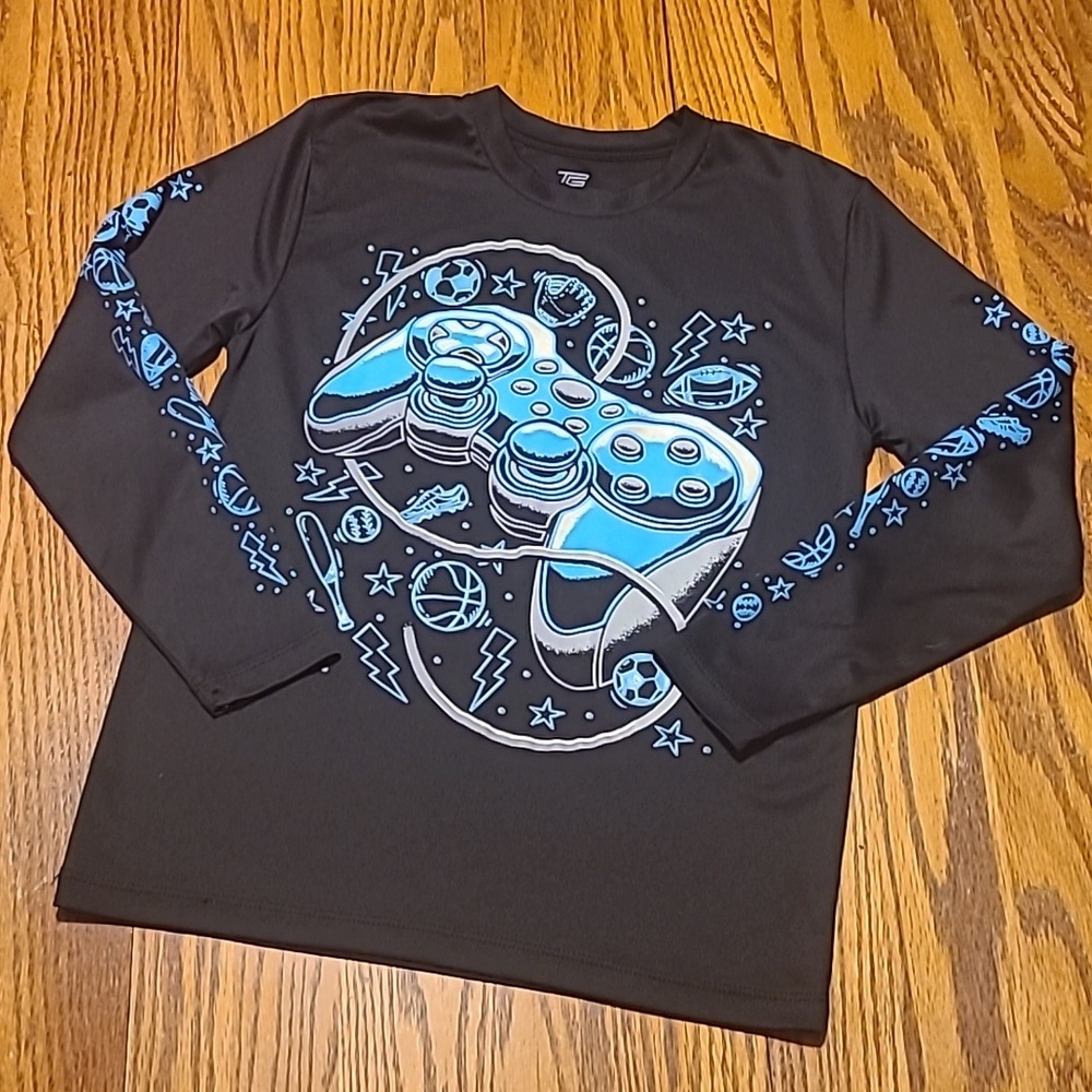 Tek Gear Video Game Shirt - Boys Small